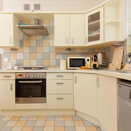 Holiday House Cinema Experience Warsaw Michalowice By Renters Villa Ngoại thất bức ảnh