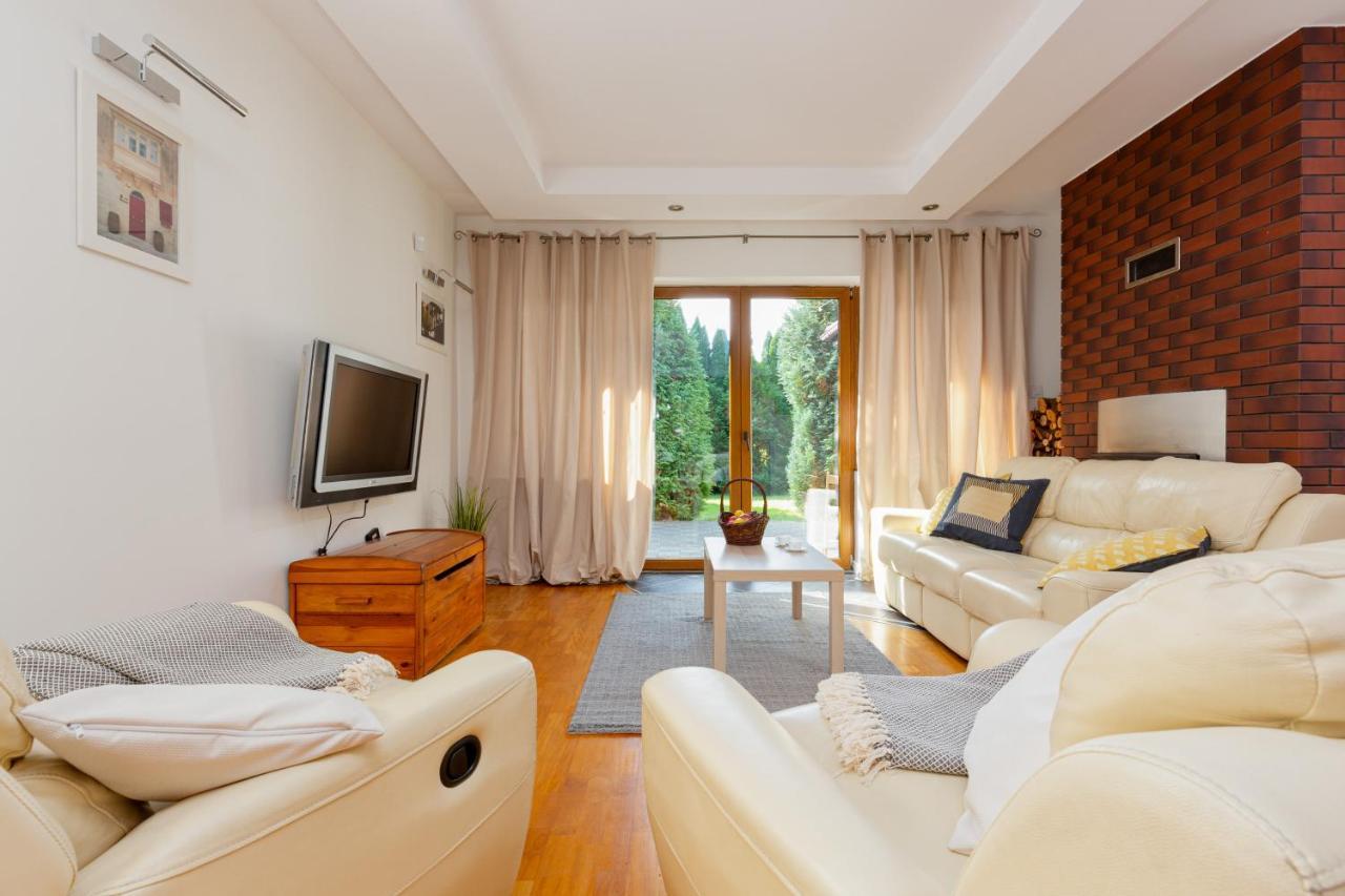 Holiday House Cinema Experience Warsaw Michalowice By Renters Villa Ngoại thất bức ảnh